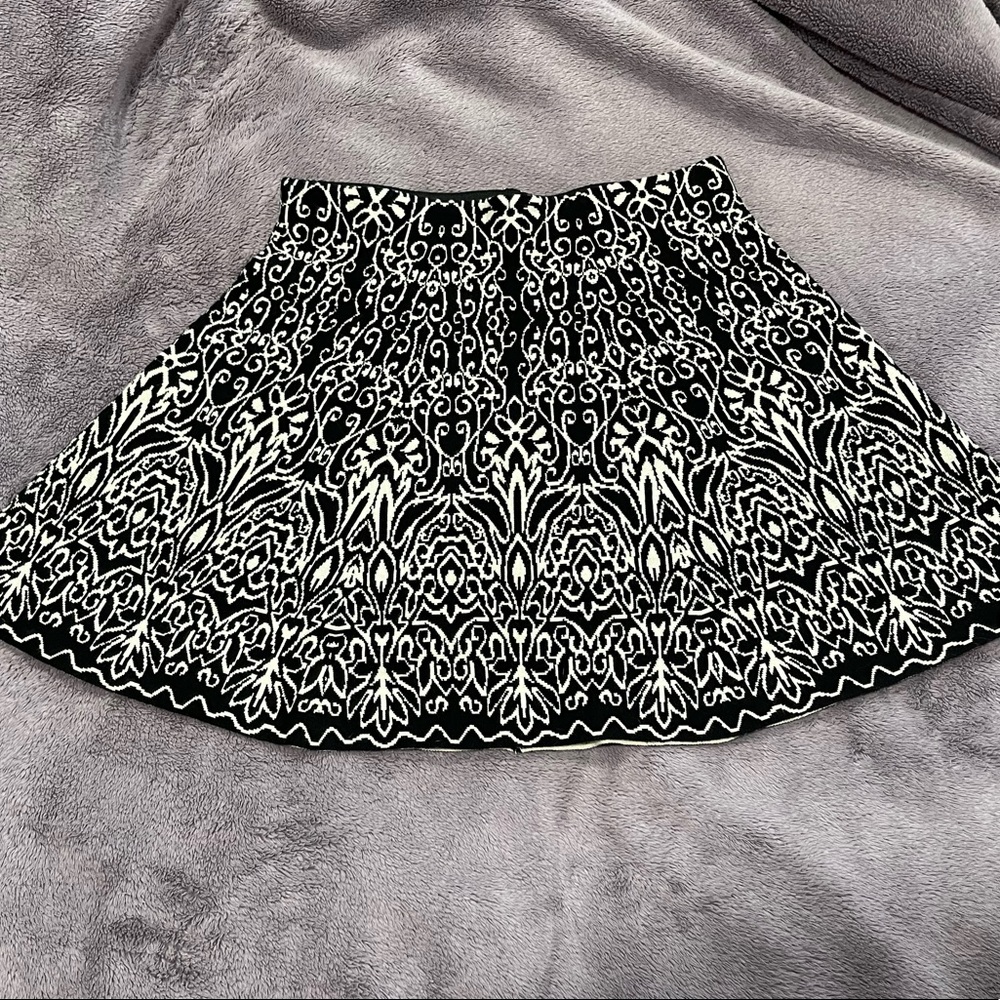 Short skirt